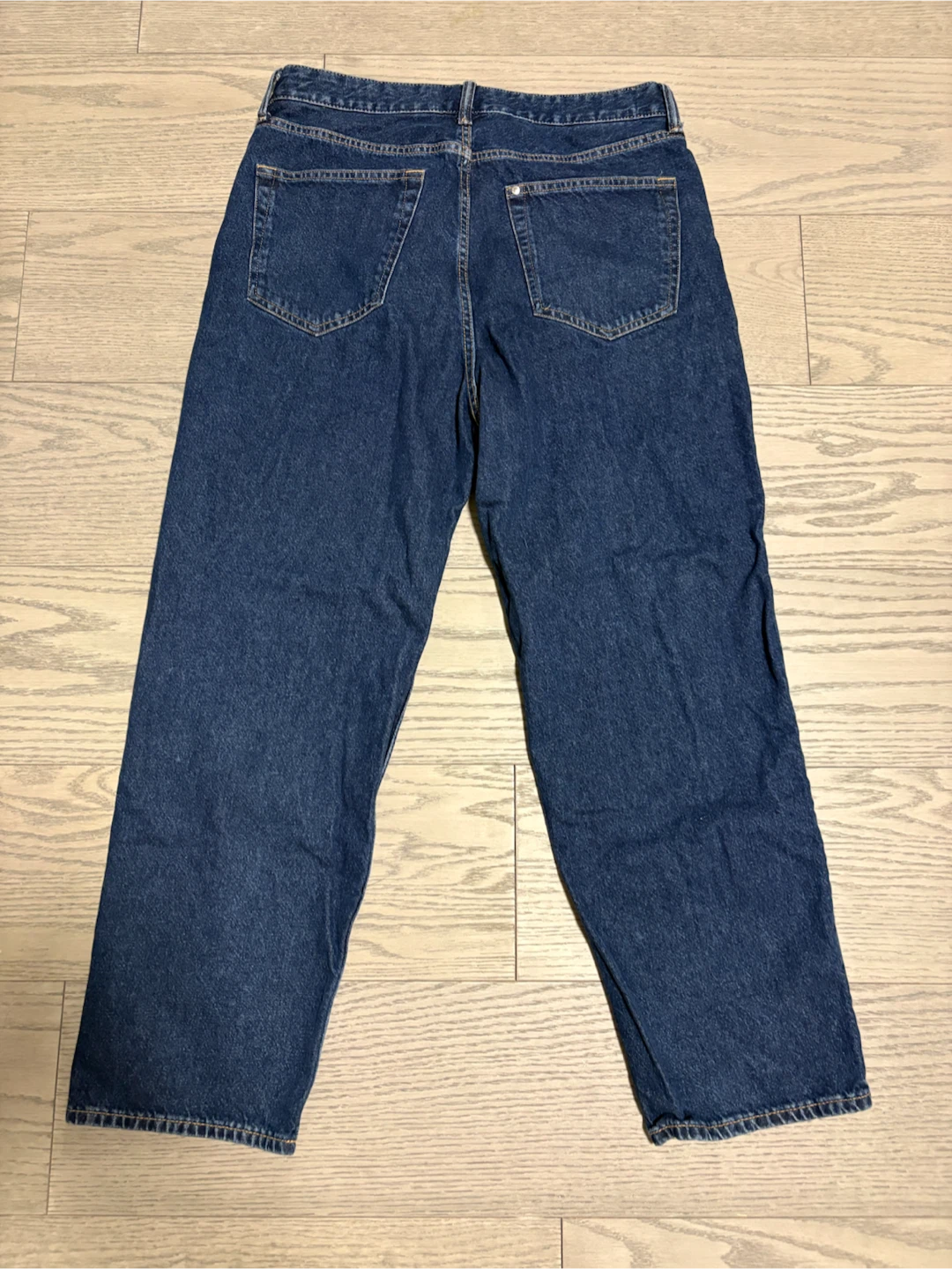 H&M means loose jeans - photo 2