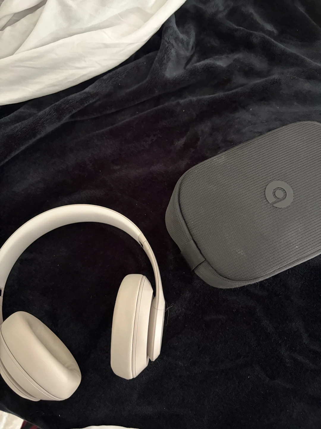 Beats Studio Pro - Wireless
