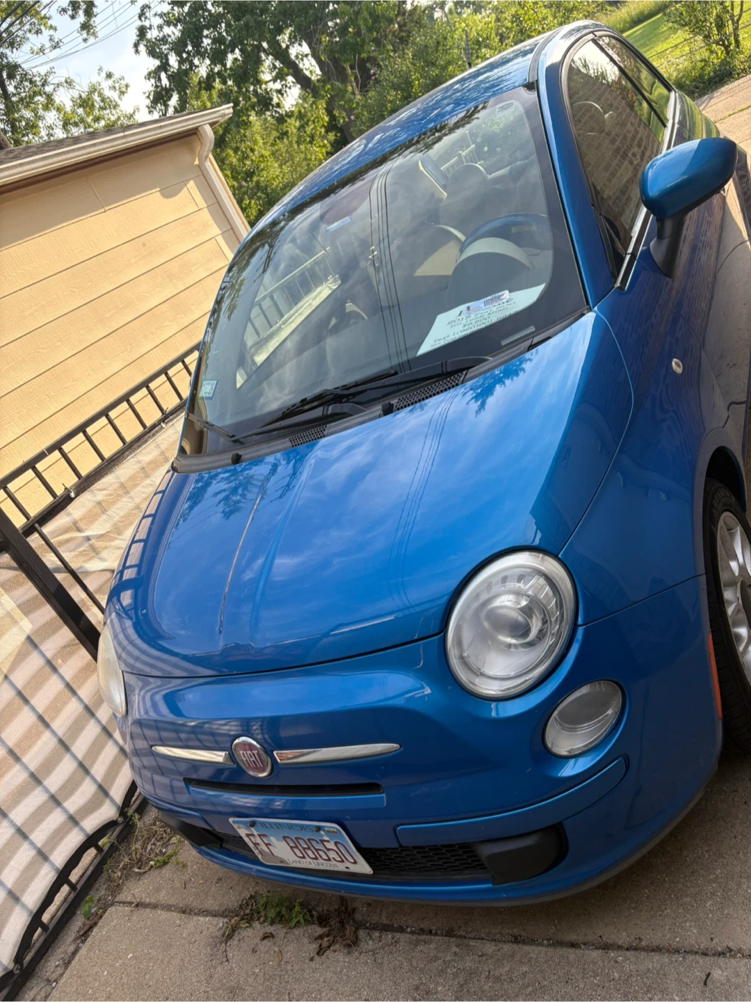 Blue Fiat 500