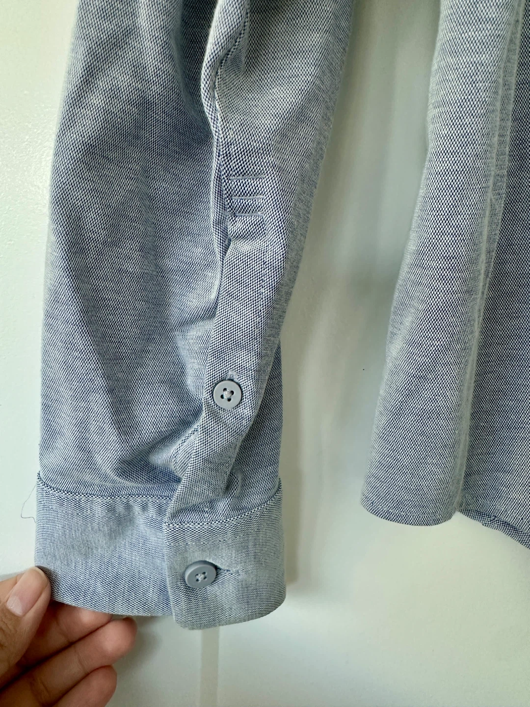 Lululemon Men's Button-Up Shirt - photo 3