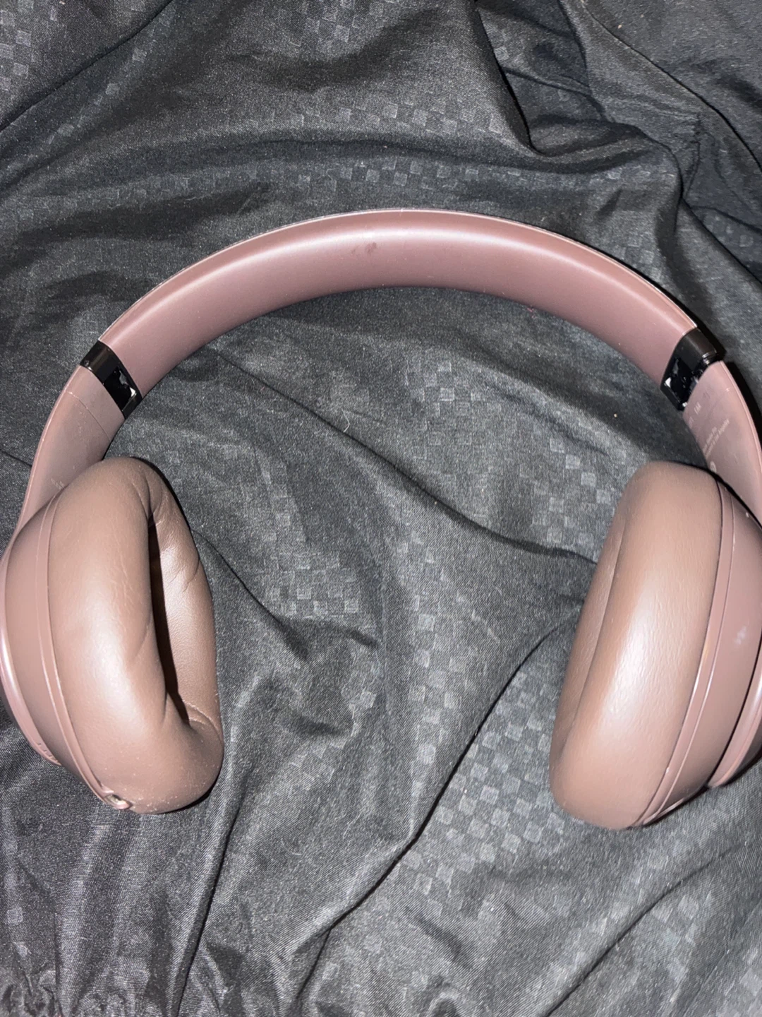 Studio beats 4