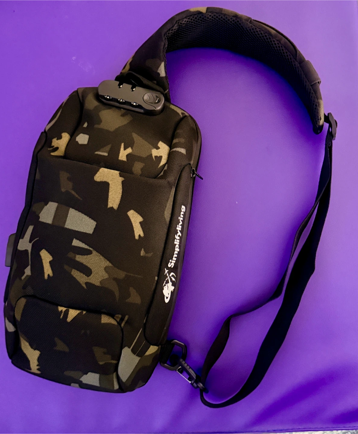SimplifyLiving Camo Sling Bag with Lock