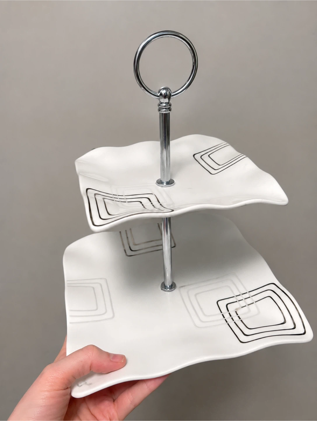 2-Tier Serving Stand