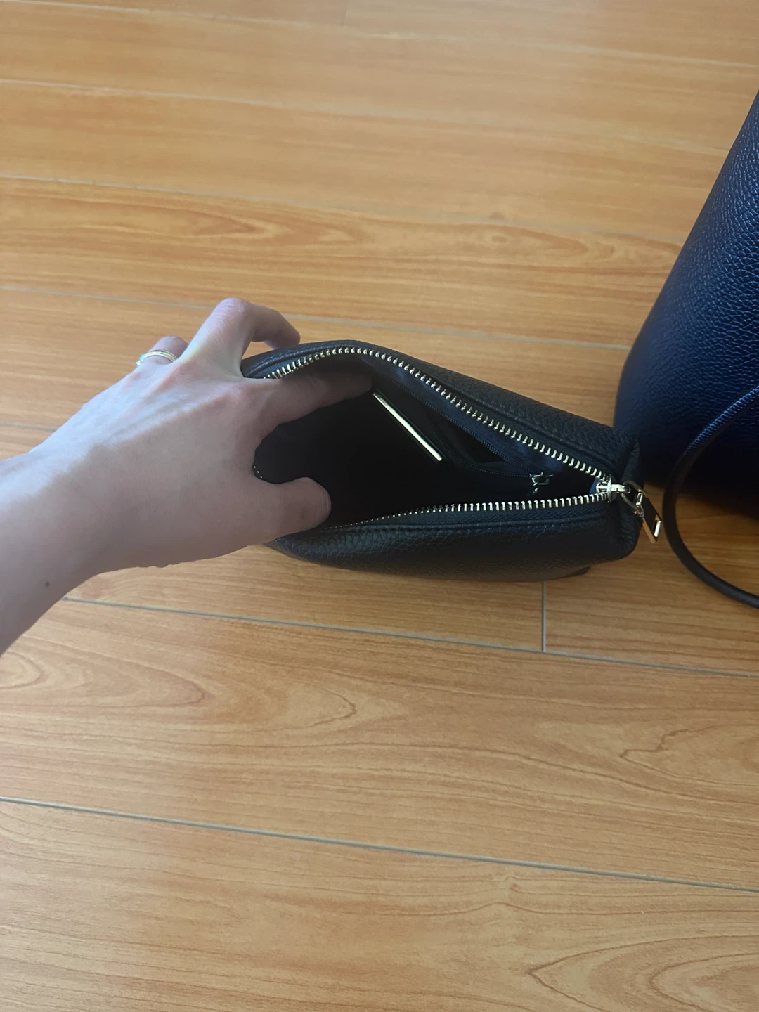 Black Tote Bag with Pouch - photo 2