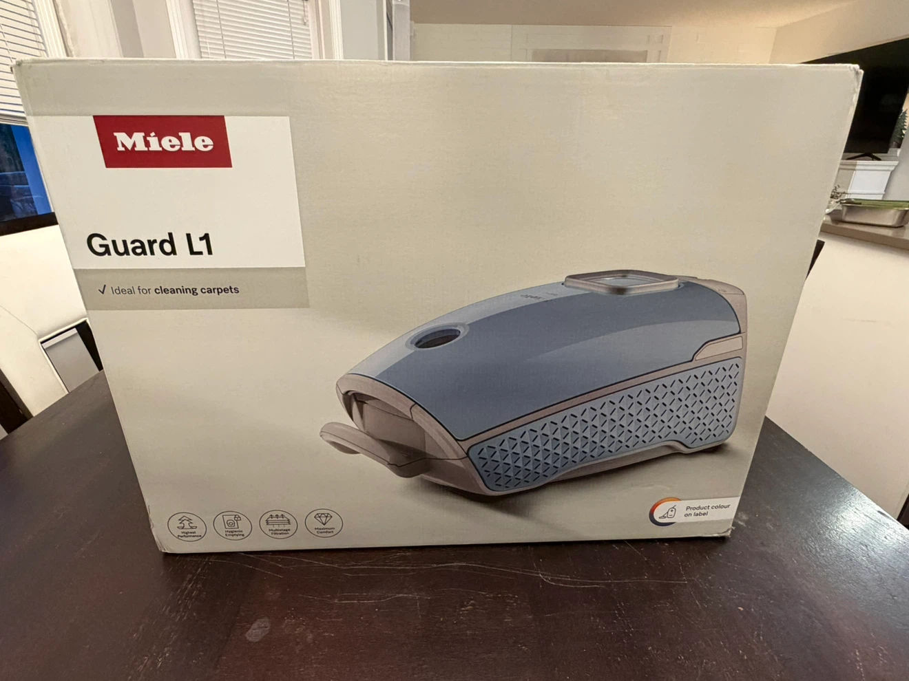 BOXED BRAND NEW MIELE VACCUM CLEANER