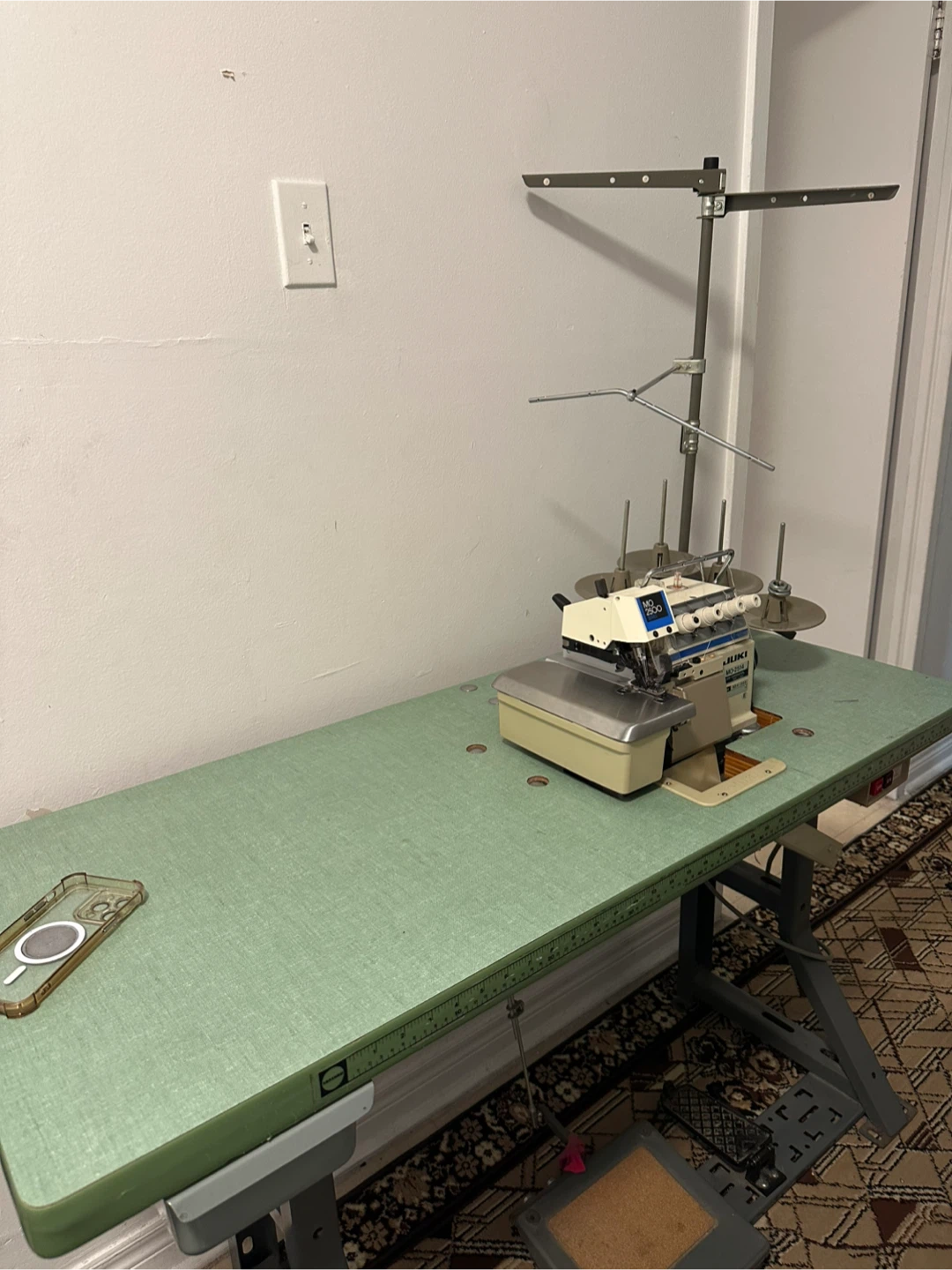 JUKI MO-2514 Industrial Serger Sewing Machine - photo 4
