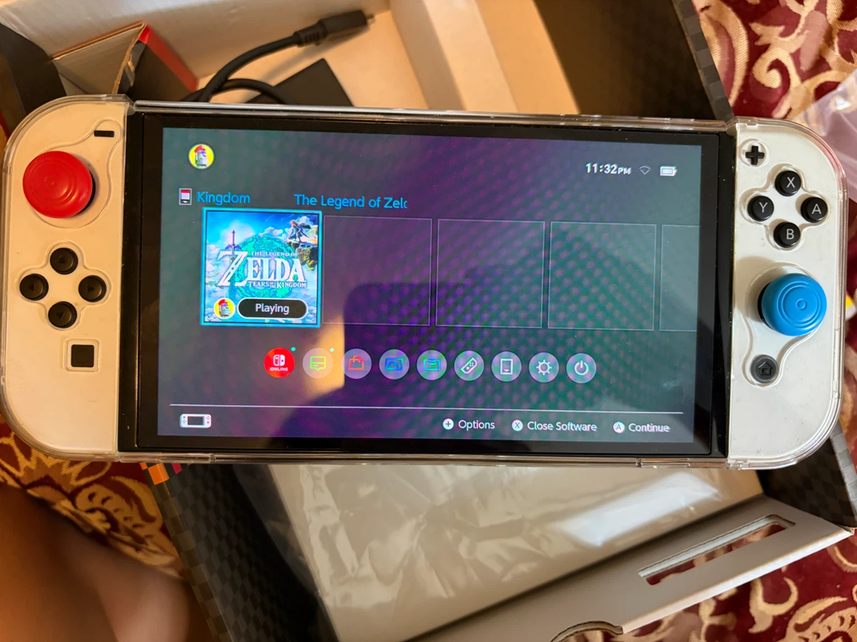 Nintendo switch oled (full box)