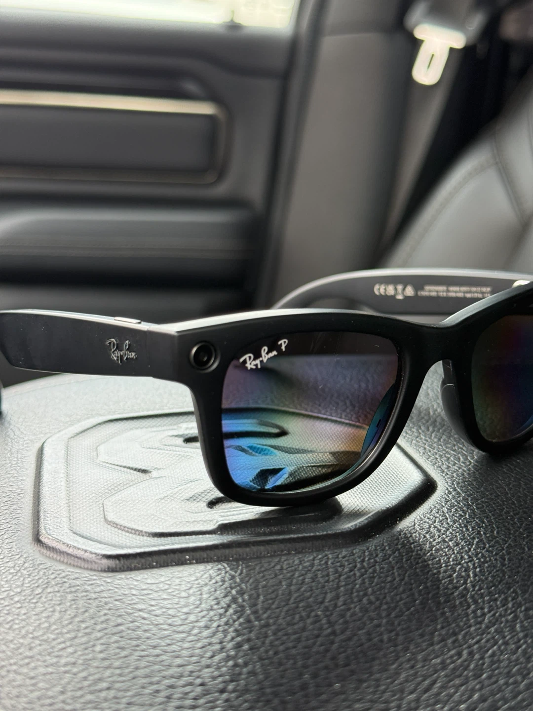 Ray-Ban Meta Smart Glasses Gen 1 – Matte Black