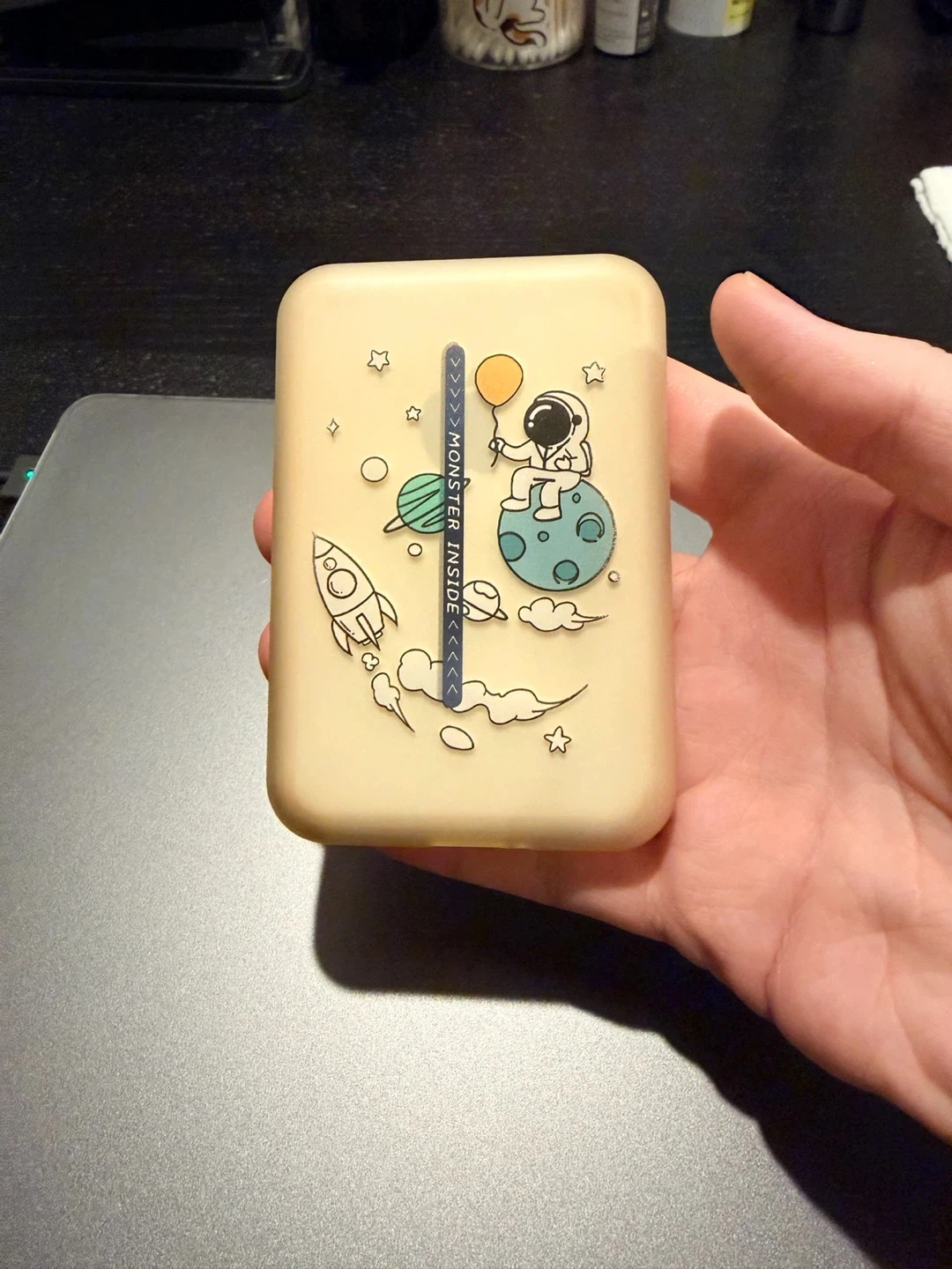 APPLE MagSafe Battery Pack - photo 2