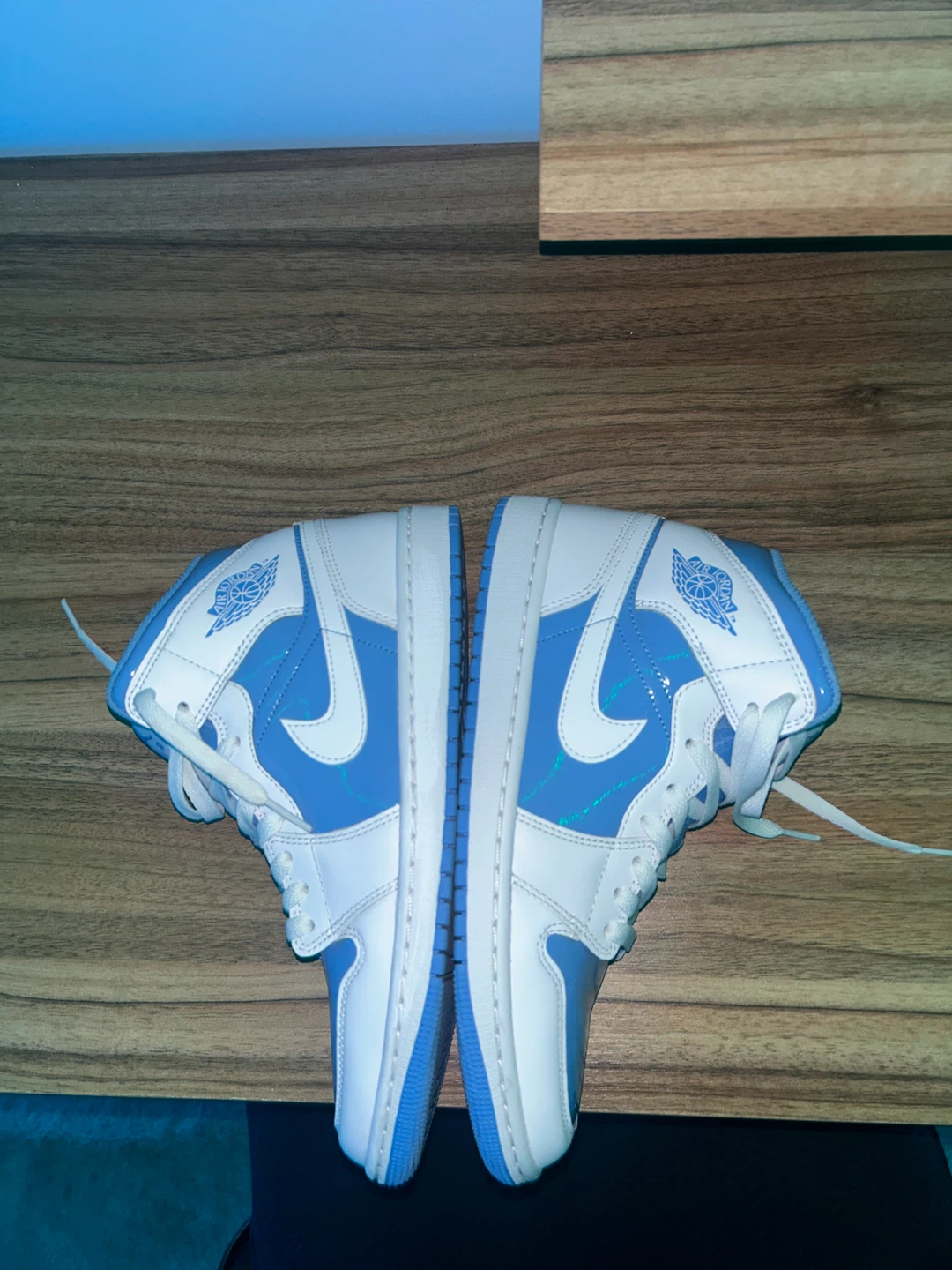 Air Jordan 1 Mid SE Shoes - photo 3