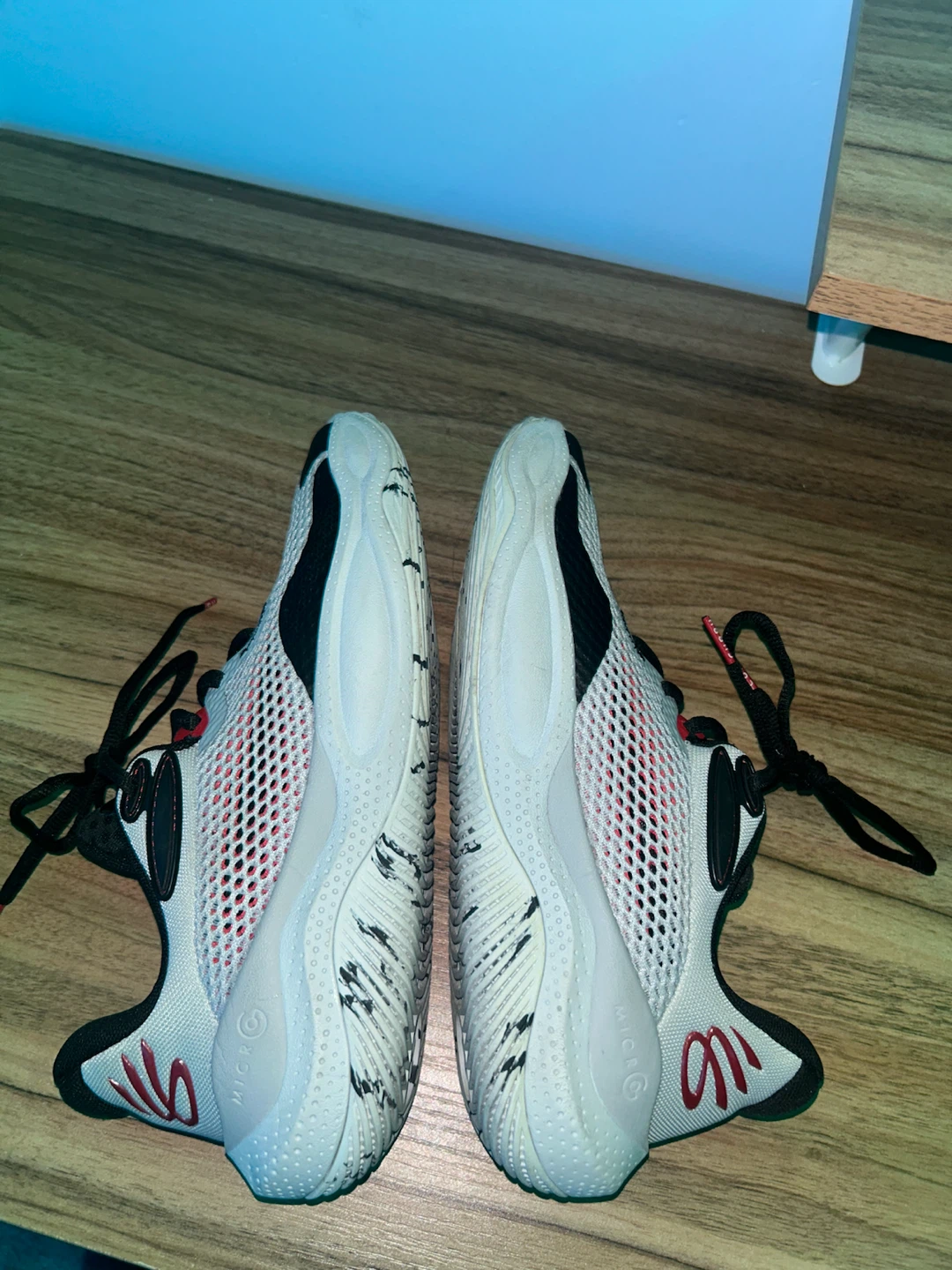 Curry basketball shoes
