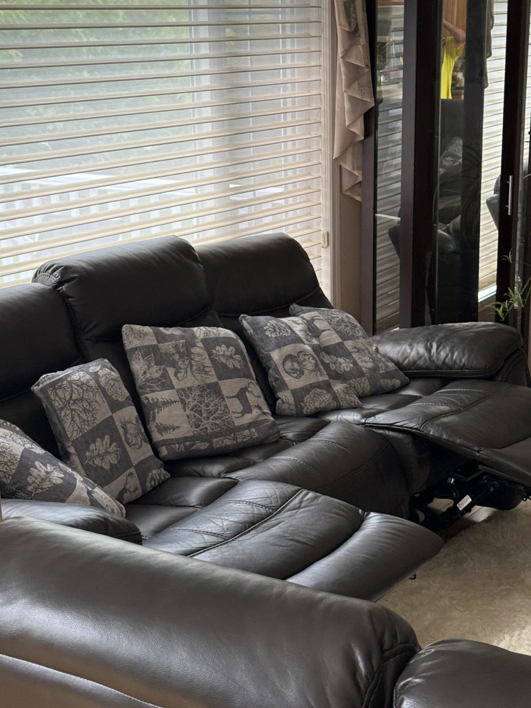 Dark Grey Leather Recliner Chair - photo 4