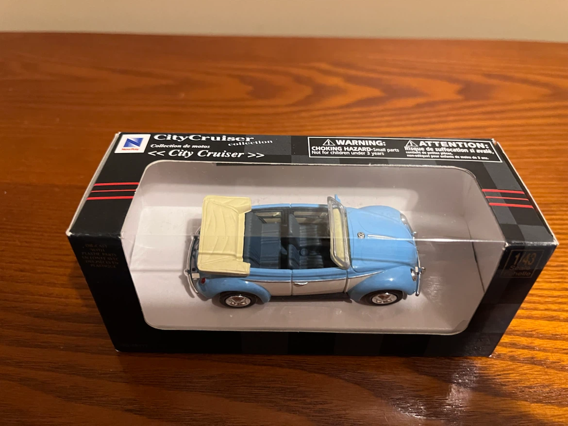 VINTAGE (2001) CITY CRUISER VEHICLES (1:43 Scale diecast) - photo 4