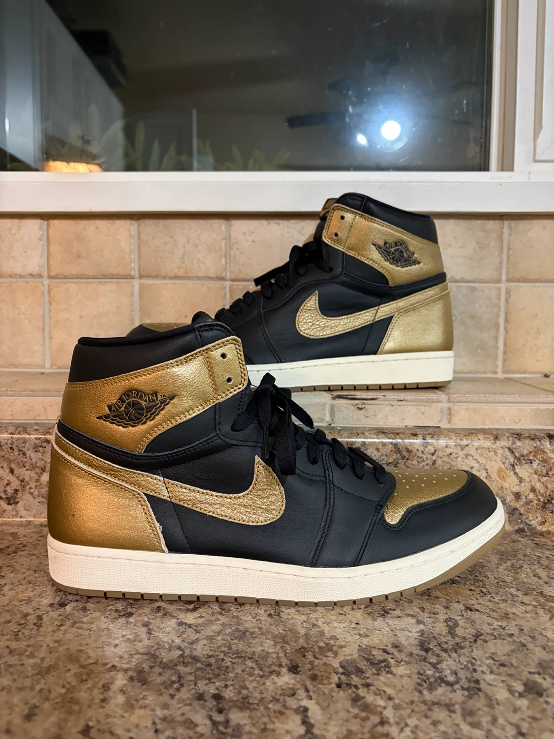 Nike Air Jordan 1 High OG Men's Shoes