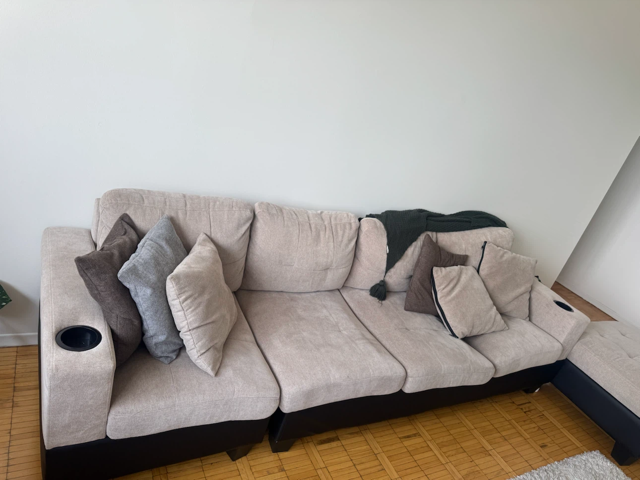 Sectional Sofa with Ottoman - photo 4