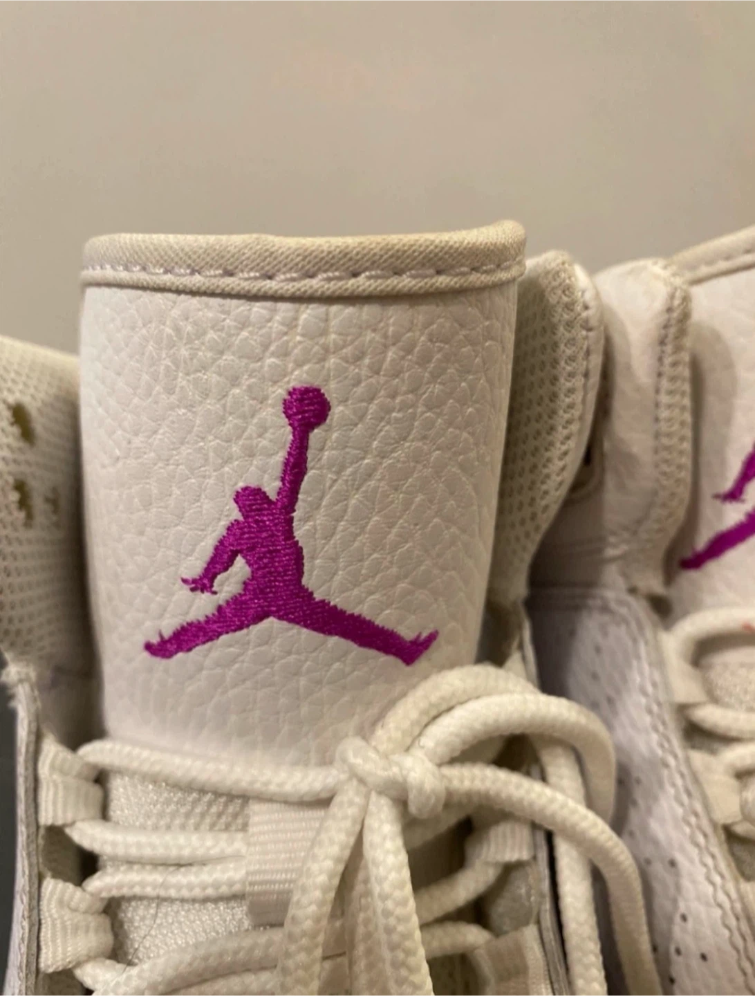 Jordan Sneakers size 6.5Youth - photo 5