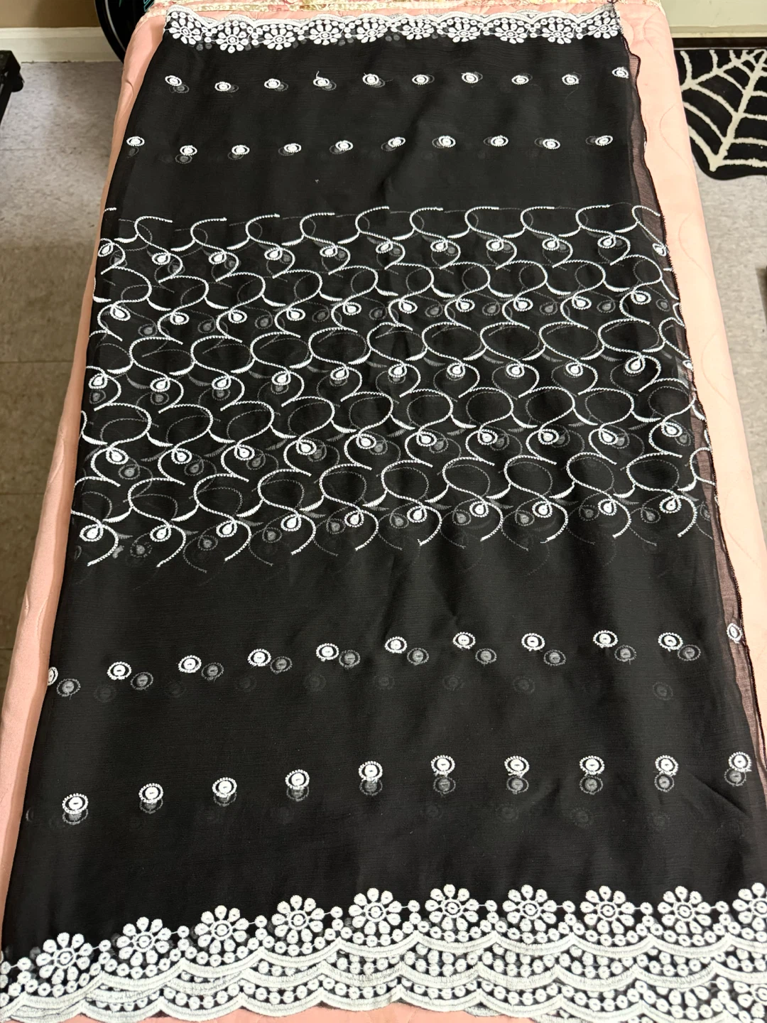 Chiffon embroidered duppata - photo 4