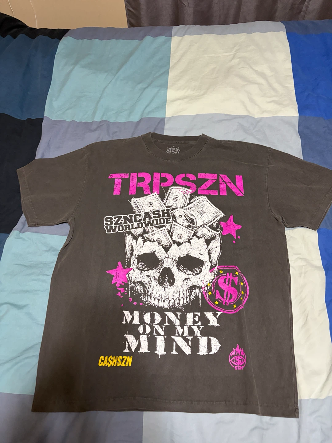 SZNSZN Cashworldwide Graphic T-Shirt XL