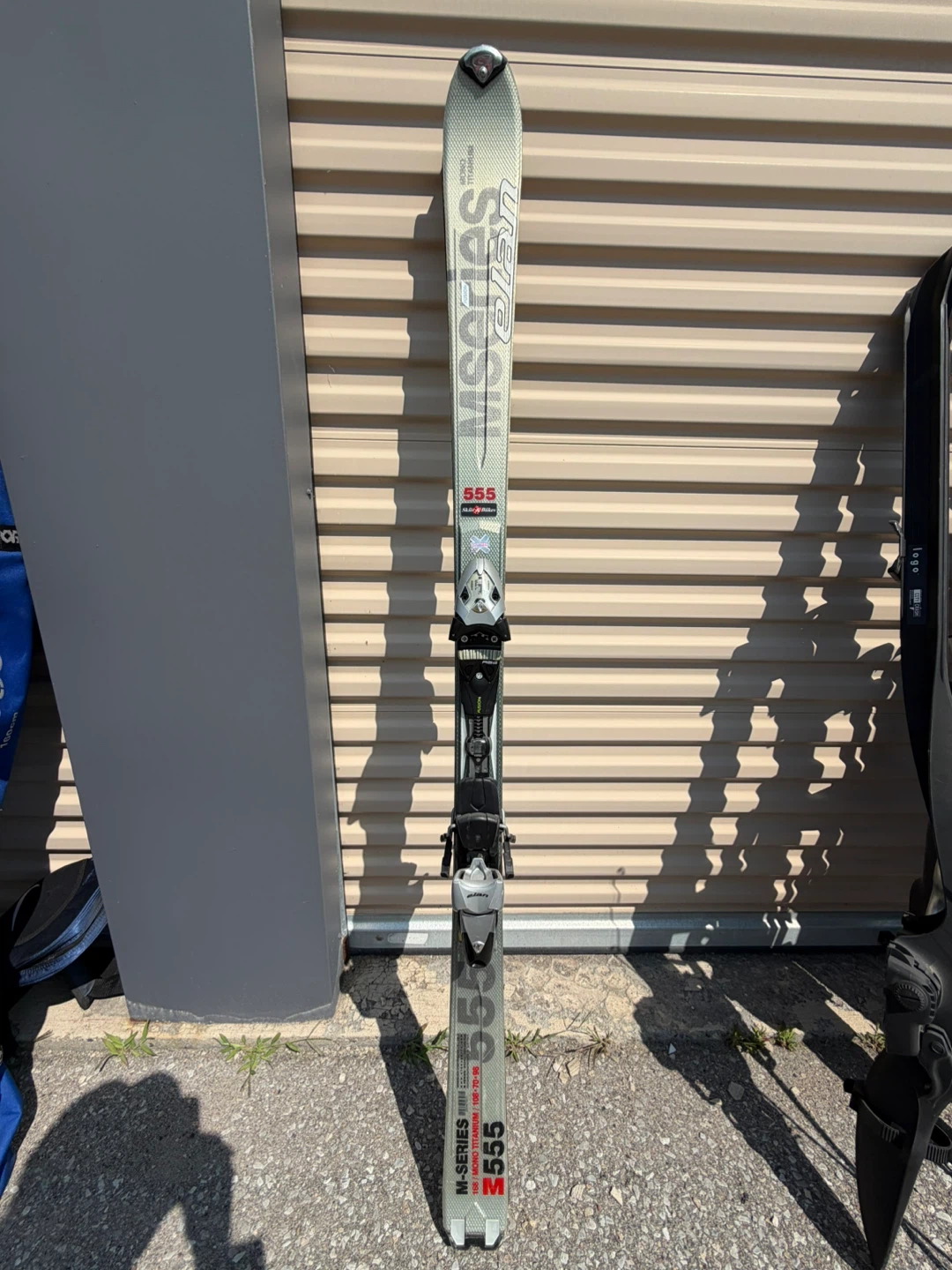 Elan M-Series 555 Skis - photo 2