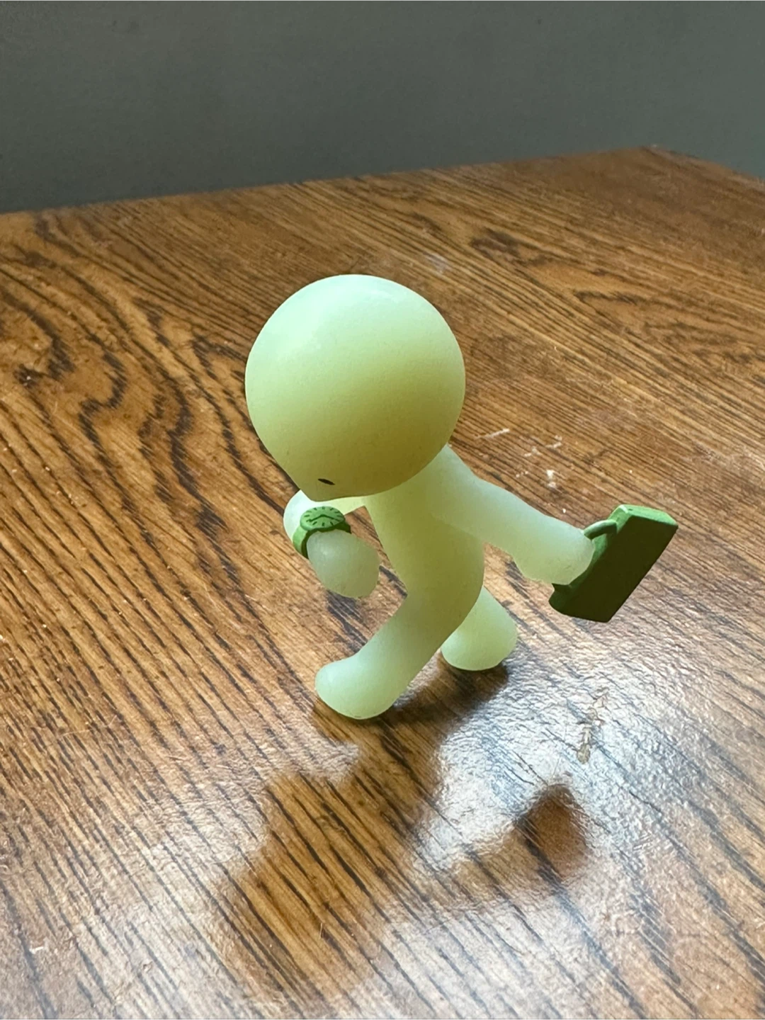 Glow-in-the-dark Figure with Briefcase - photo 3