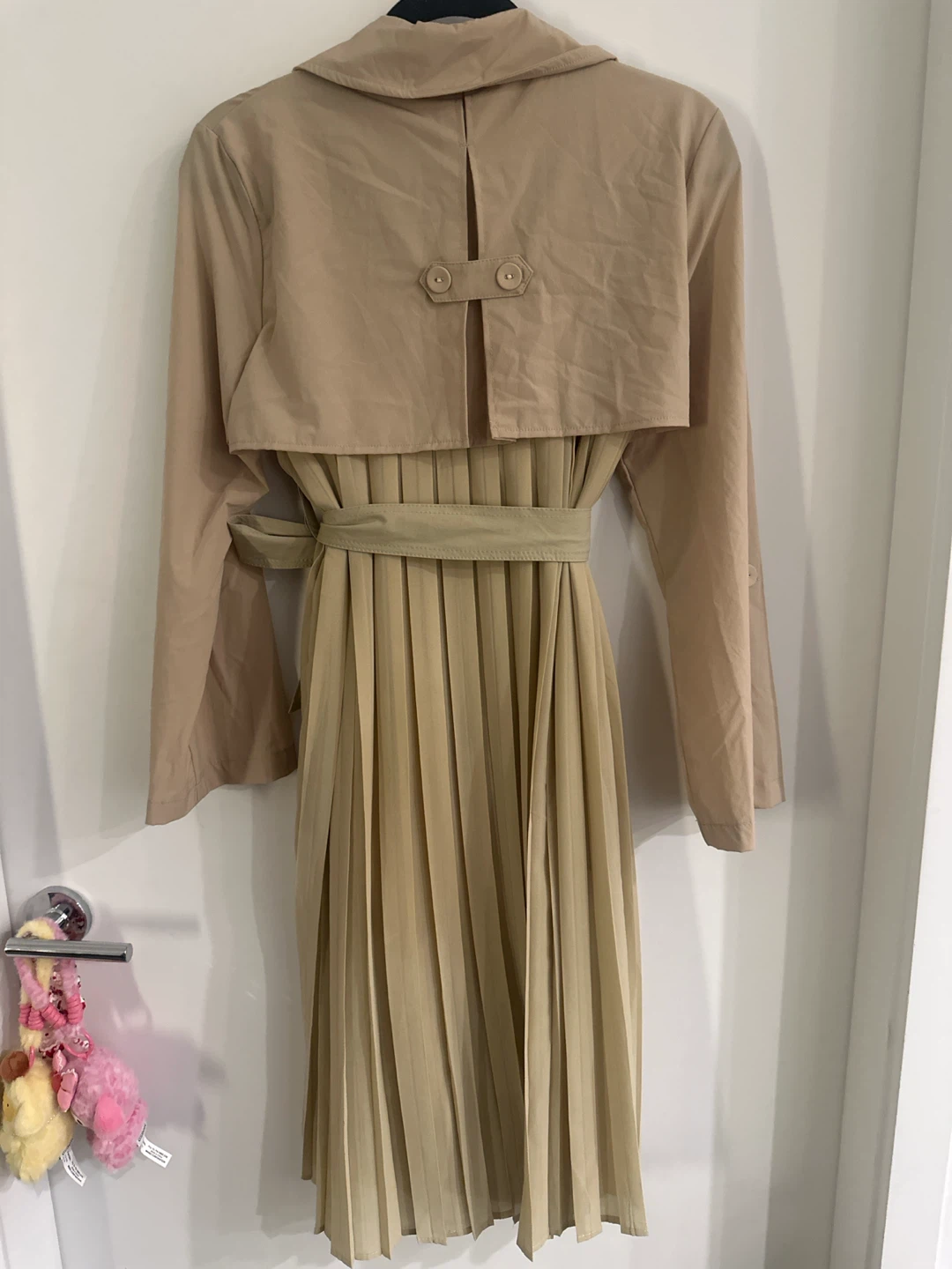 Tan Pleated Trench Coat - photo 2