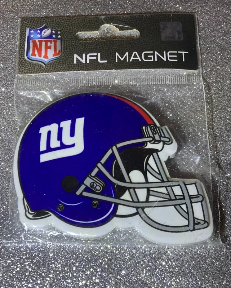 New York Giants NFL Helmet Magnet
