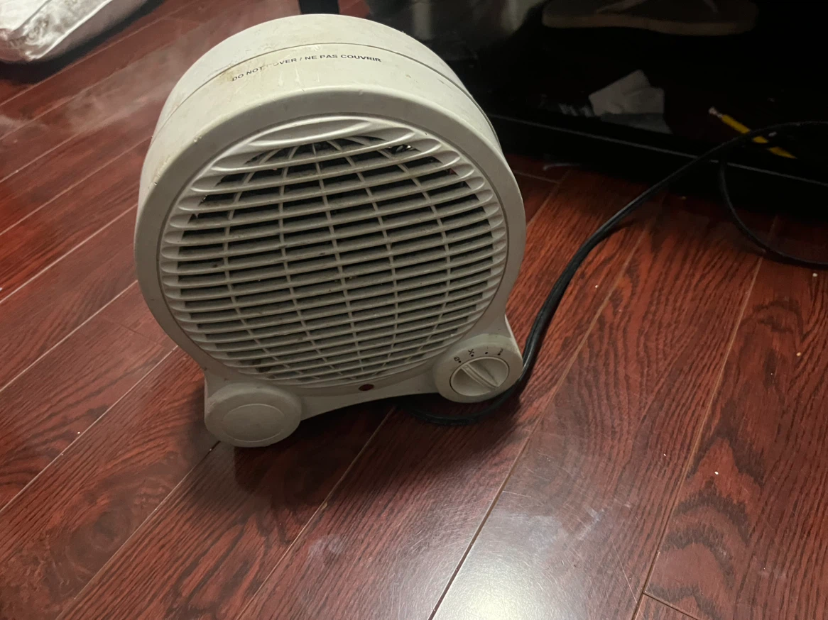 White Portable Fan Heater - photo 3
