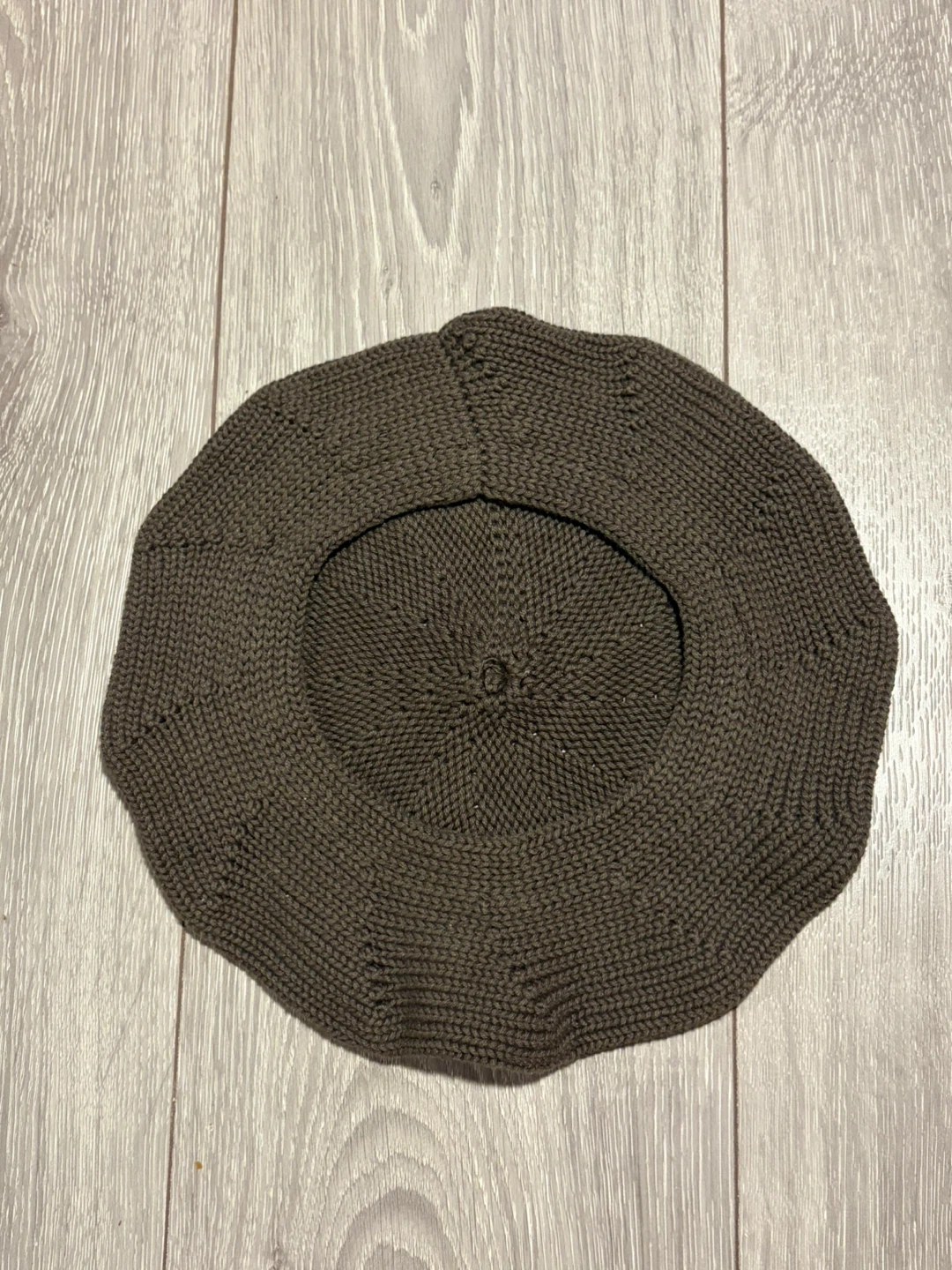 Woman’s Brown Knit Beret - Made in Korea - photo 2