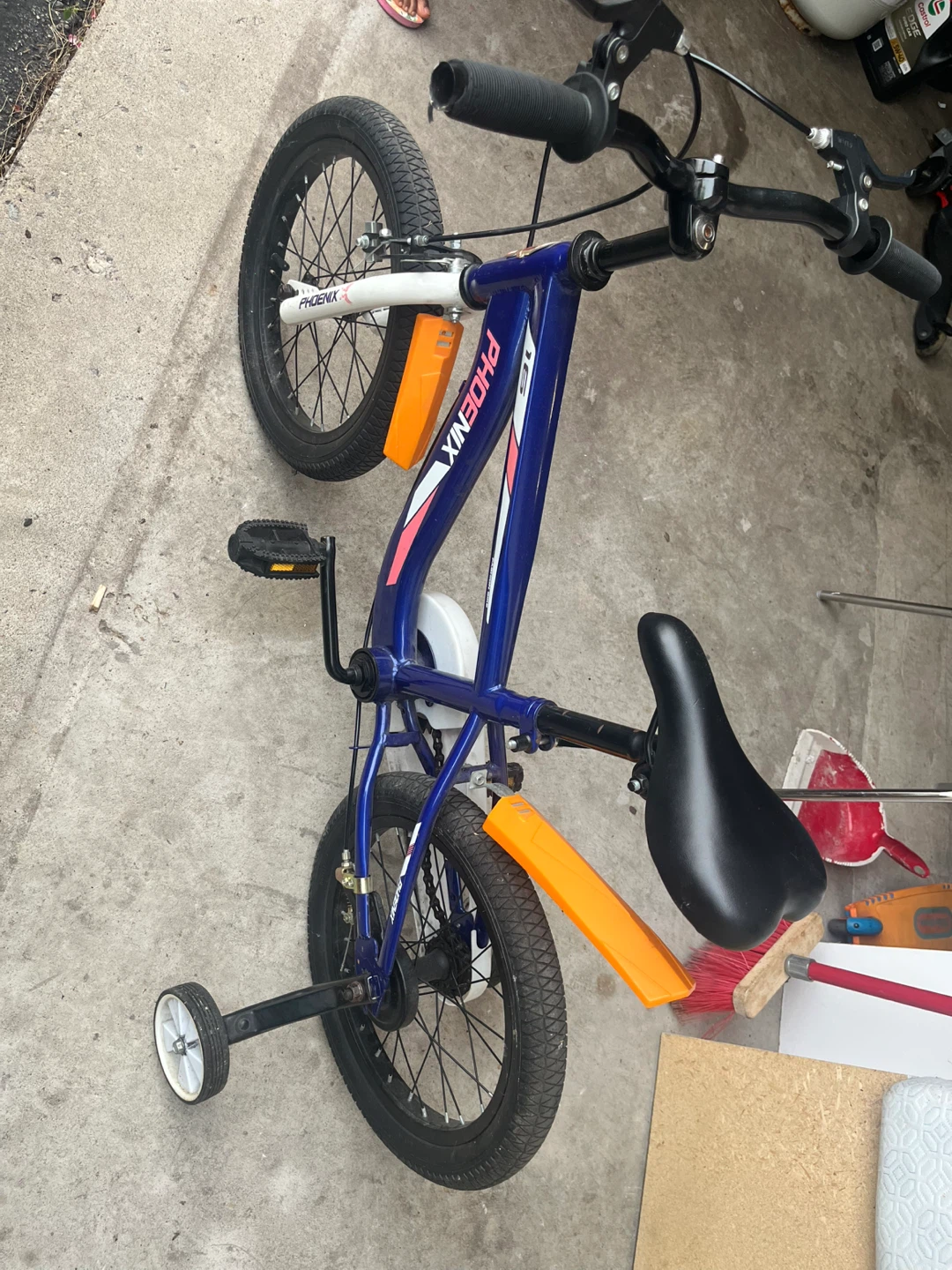 Phoenix 16" Kids Bicycle with Training Wheels - photo 2
