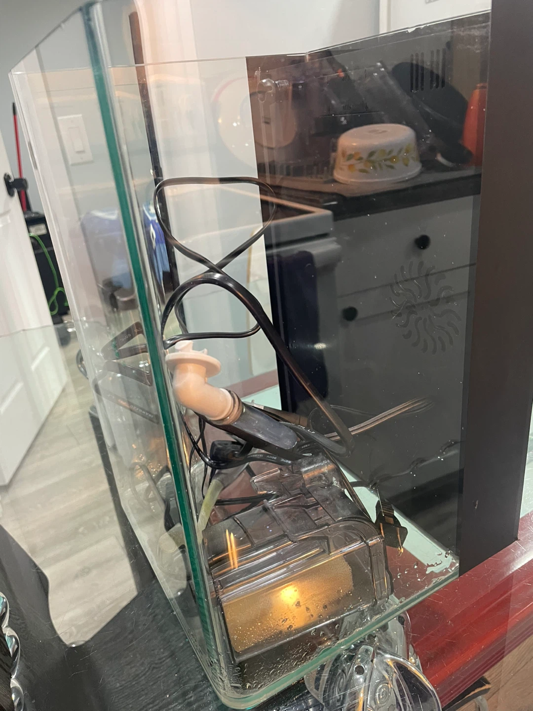 Glass Aquarium with Filter - photo 2