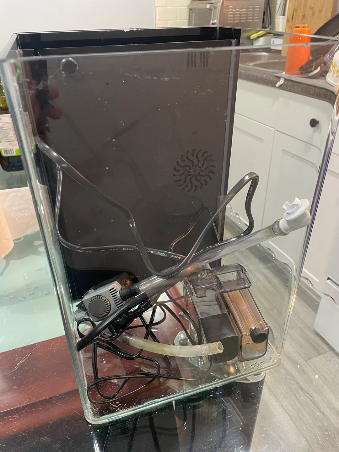Glass Aquarium with Filter - photo 3