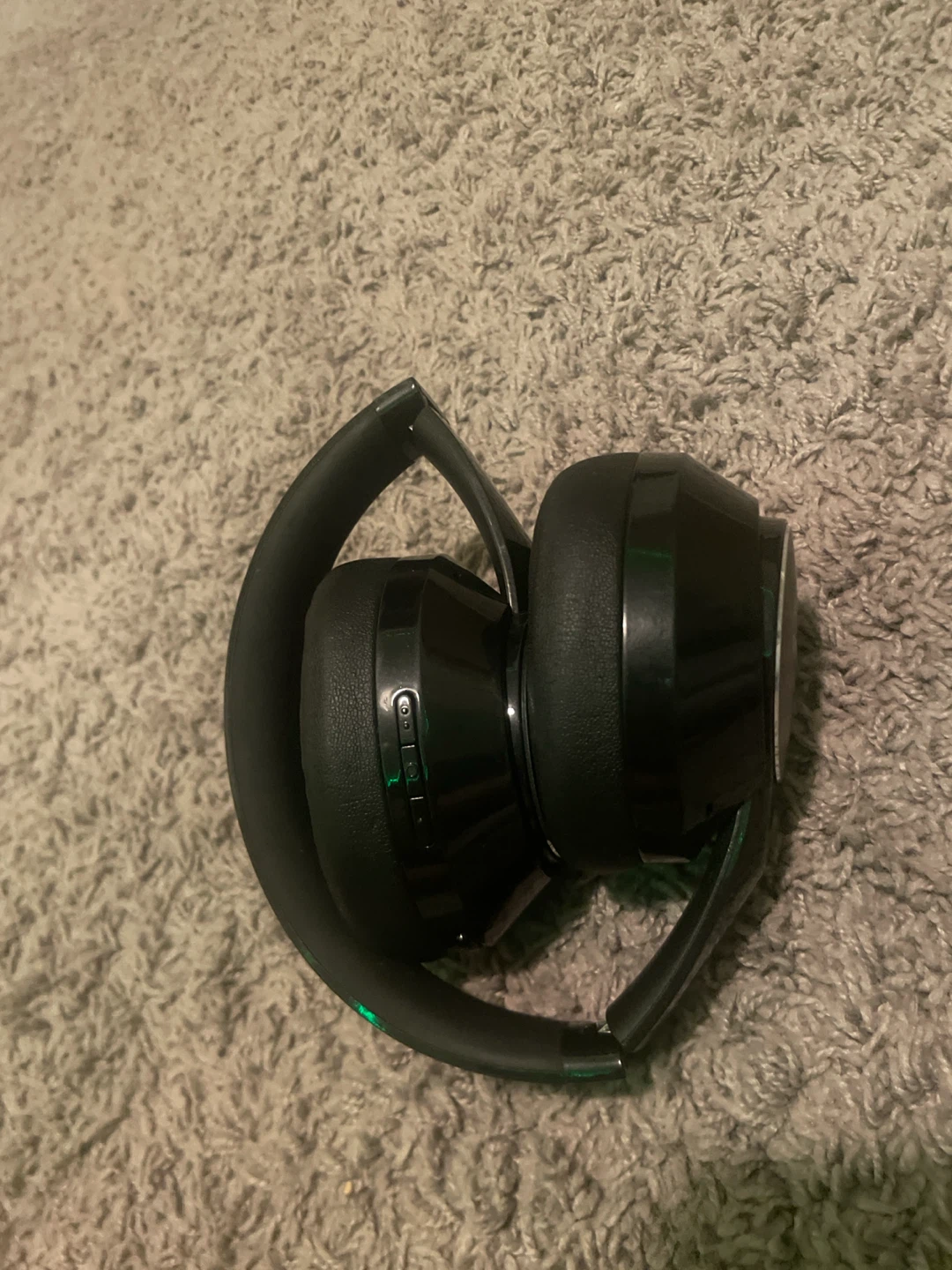 Blackweb Over-Ear Headphones - photo 2