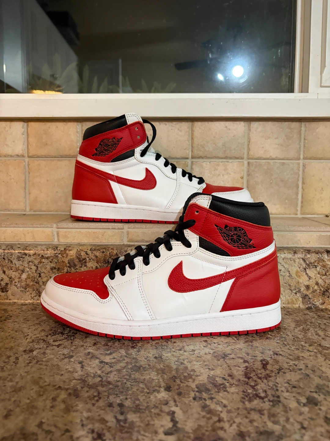Air Jordan 1 High OG "Chicago"