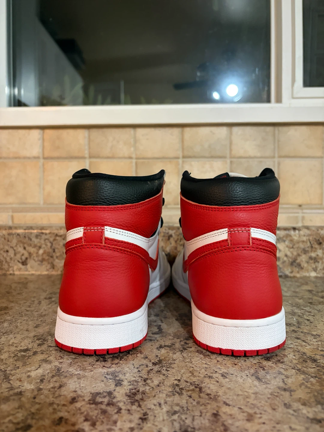 Air Jordan 1 High OG "Chicago" - photo 2