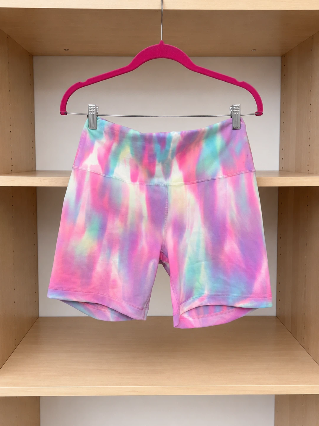 Lululemon Wunder Train High-Rise Short 6” – Psychedelic Wash m