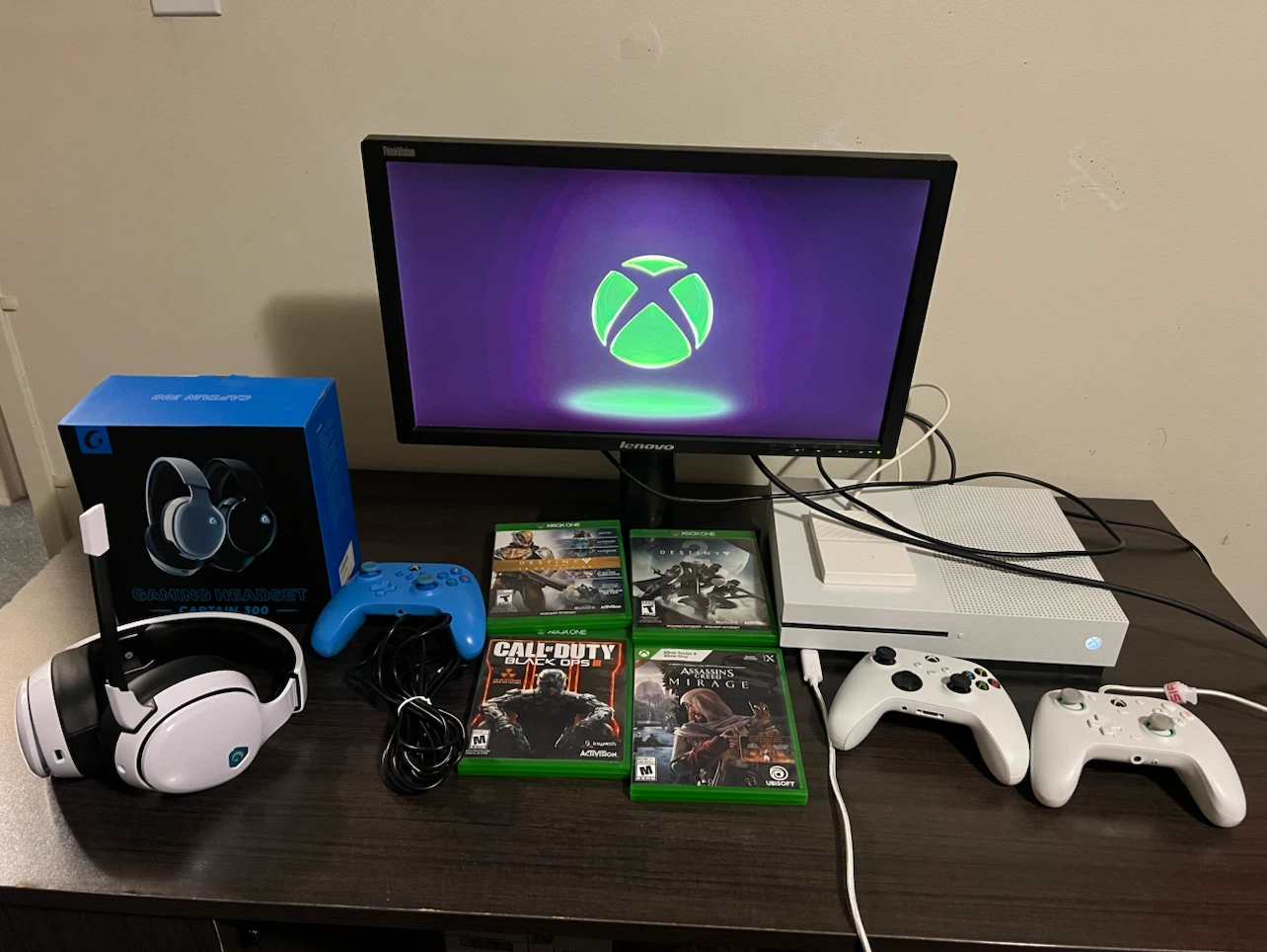 Xbox One S 10/10 Used for $100 Cash