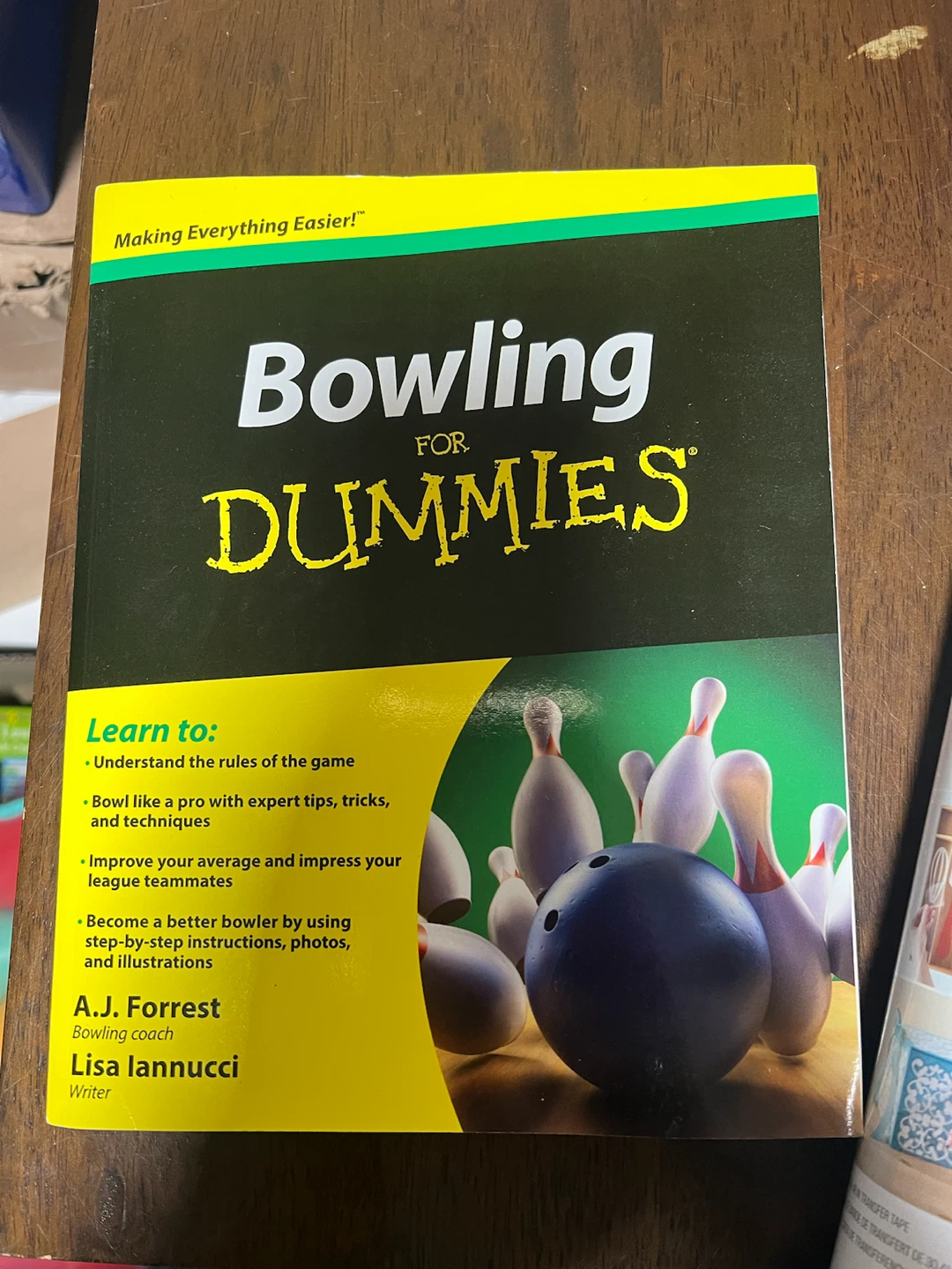 Bowling for Dummies Book