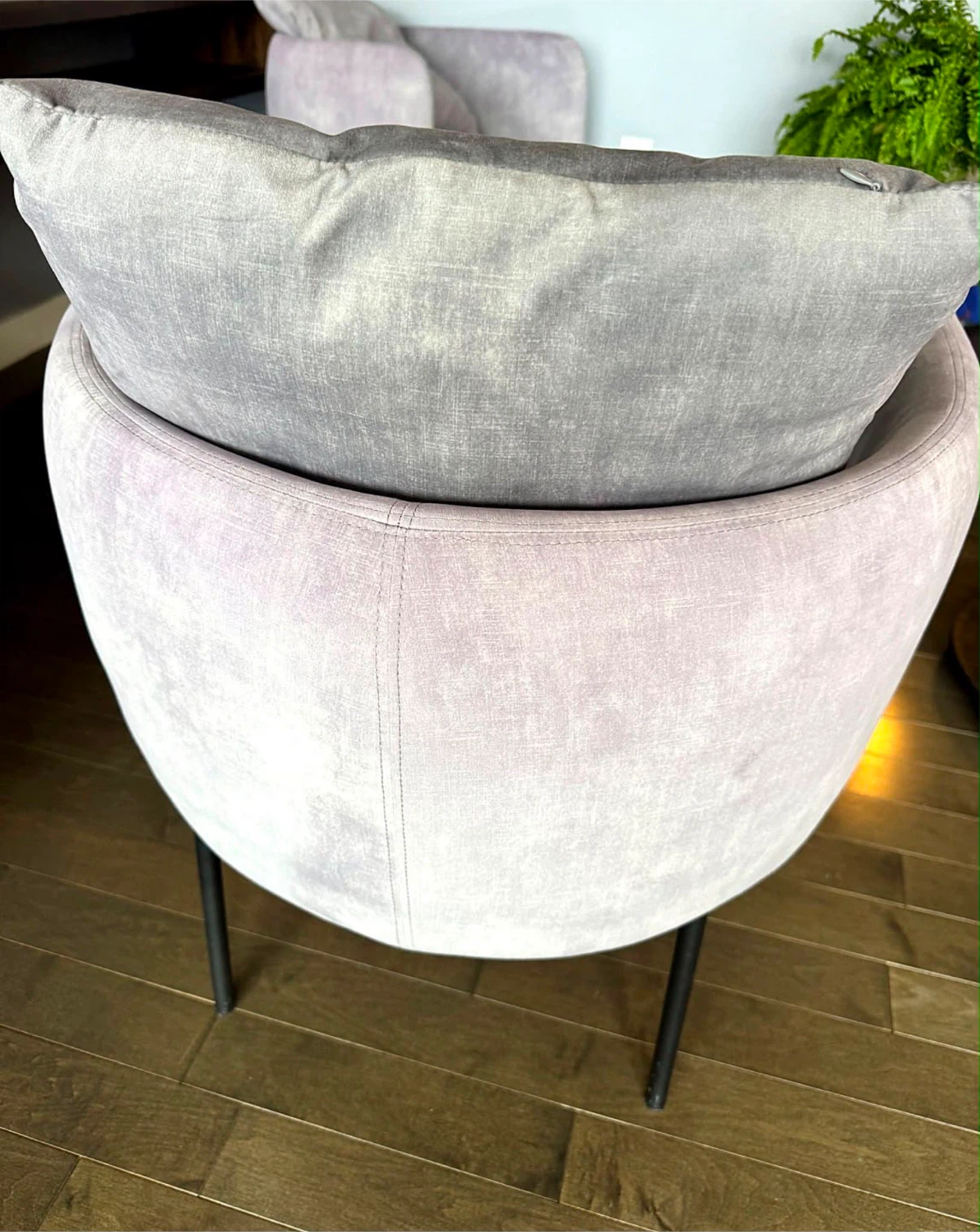 Pair of Grey Accent Chairs - photo 4