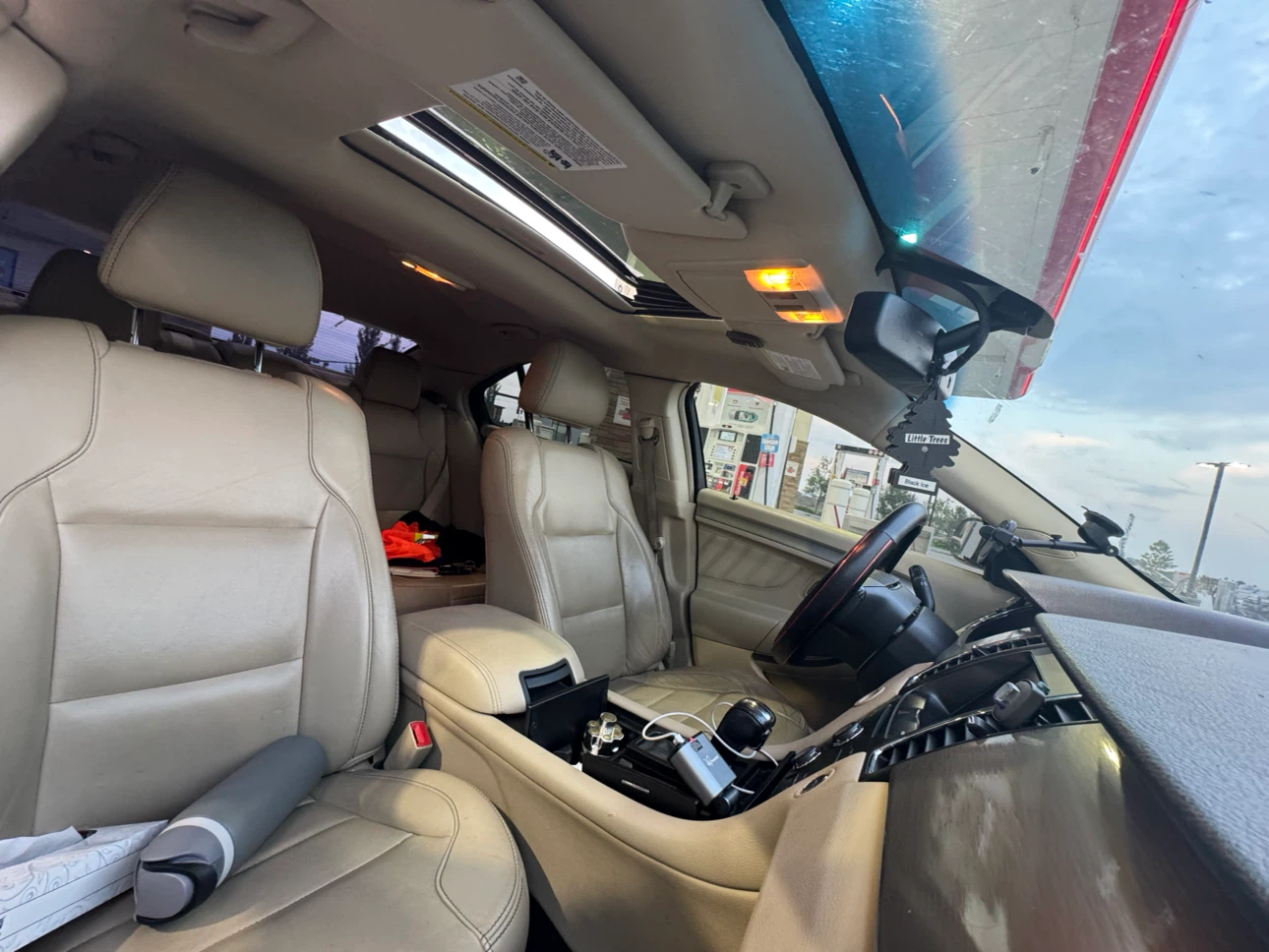 2013 Ford Taurus SEL black and beige - photo 2