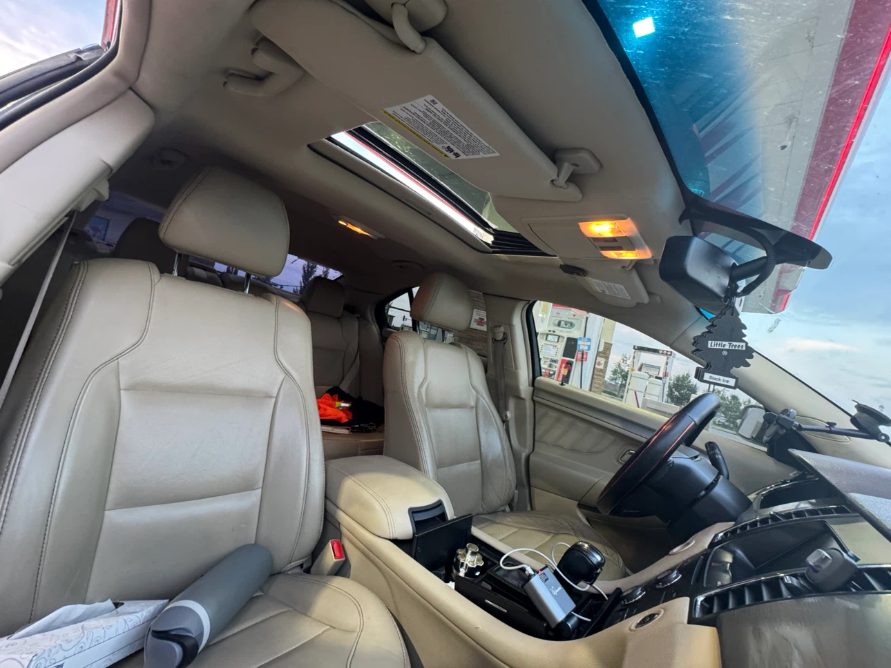 2013 Ford Taurus SEL black and beige - photo 4