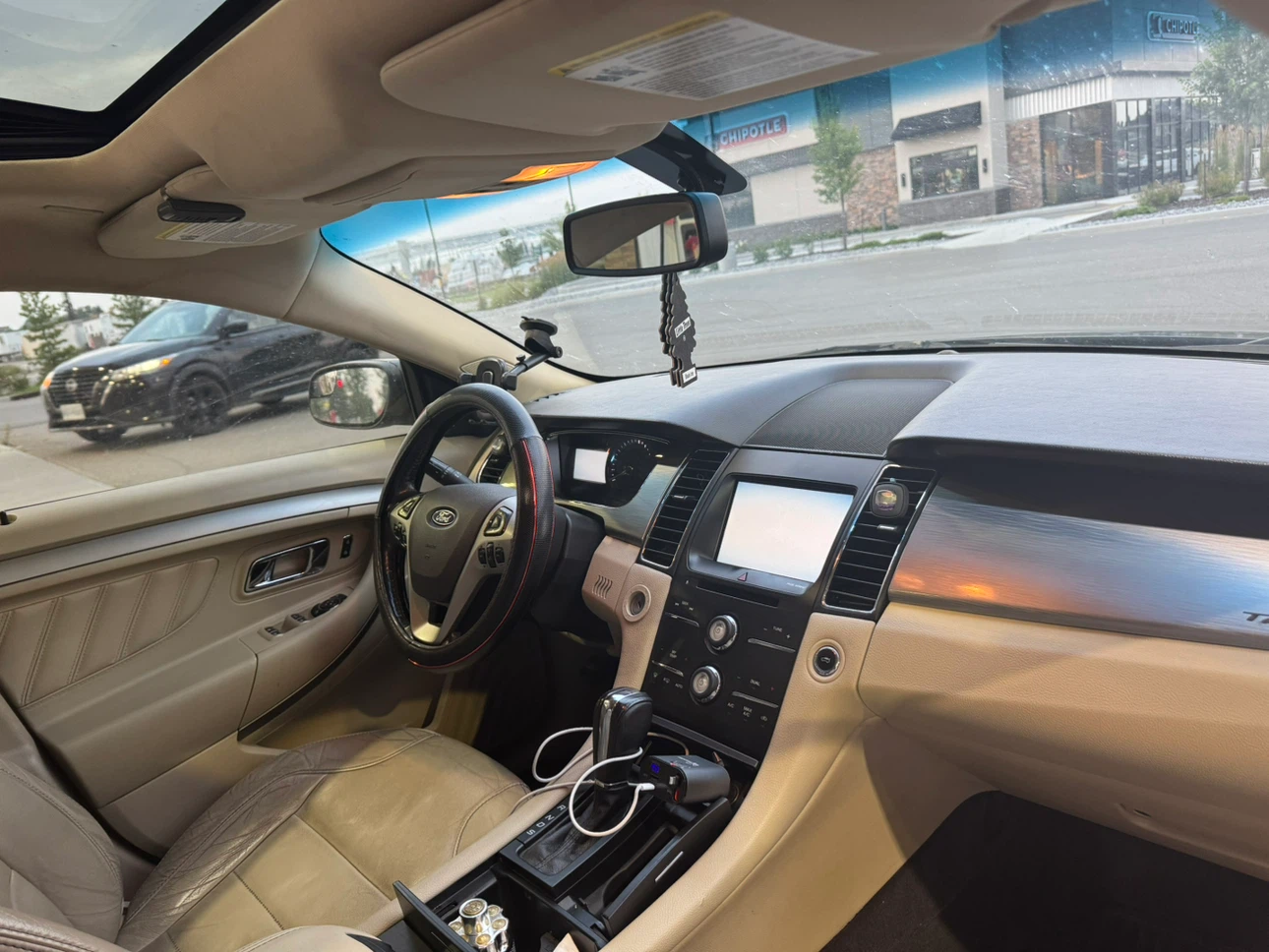 2013 Ford Taurus SEL black and beige - photo 5