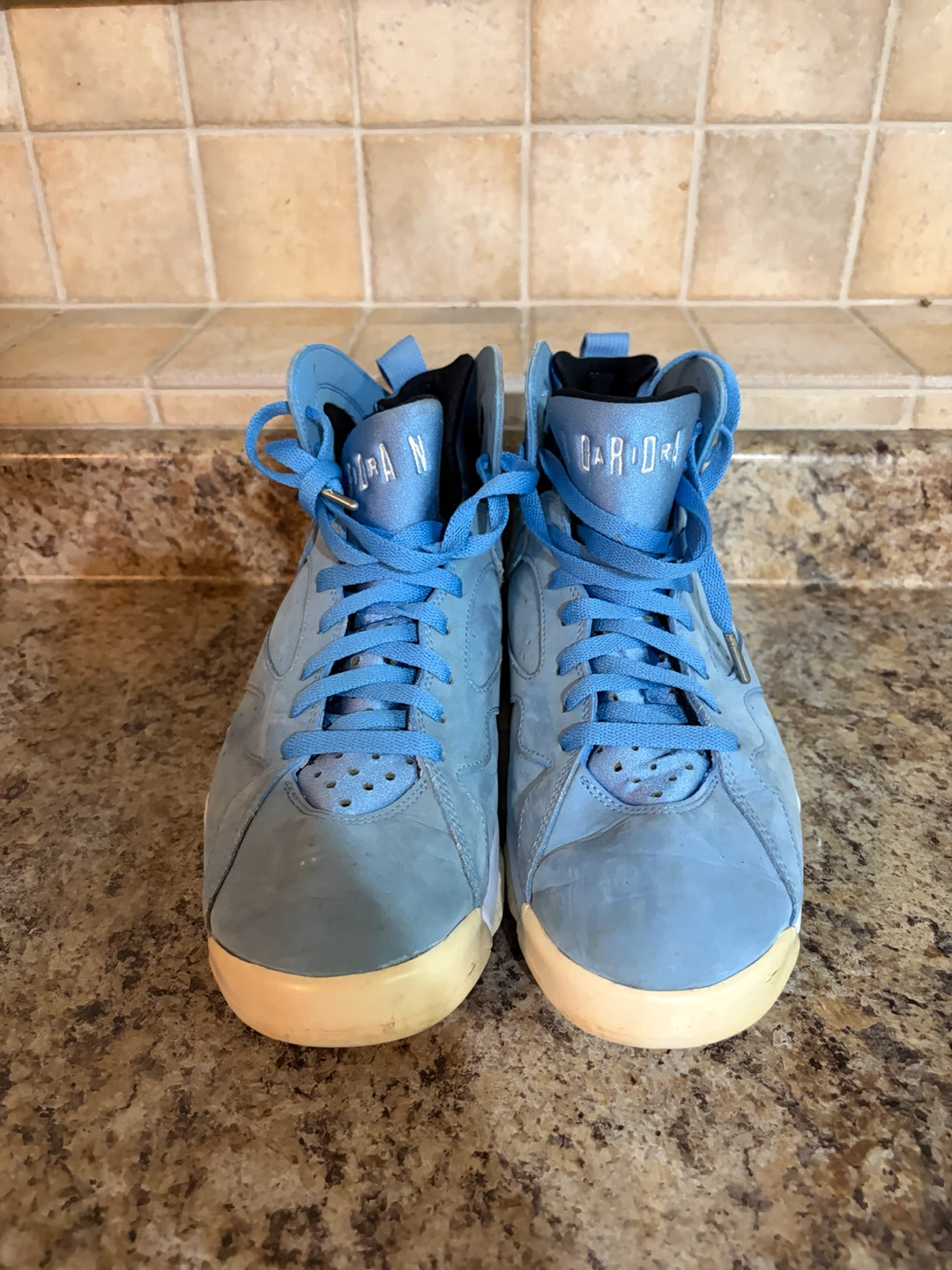 Air Jordan 7 Retro (BG) "University Blue" Sneakers - photo 4