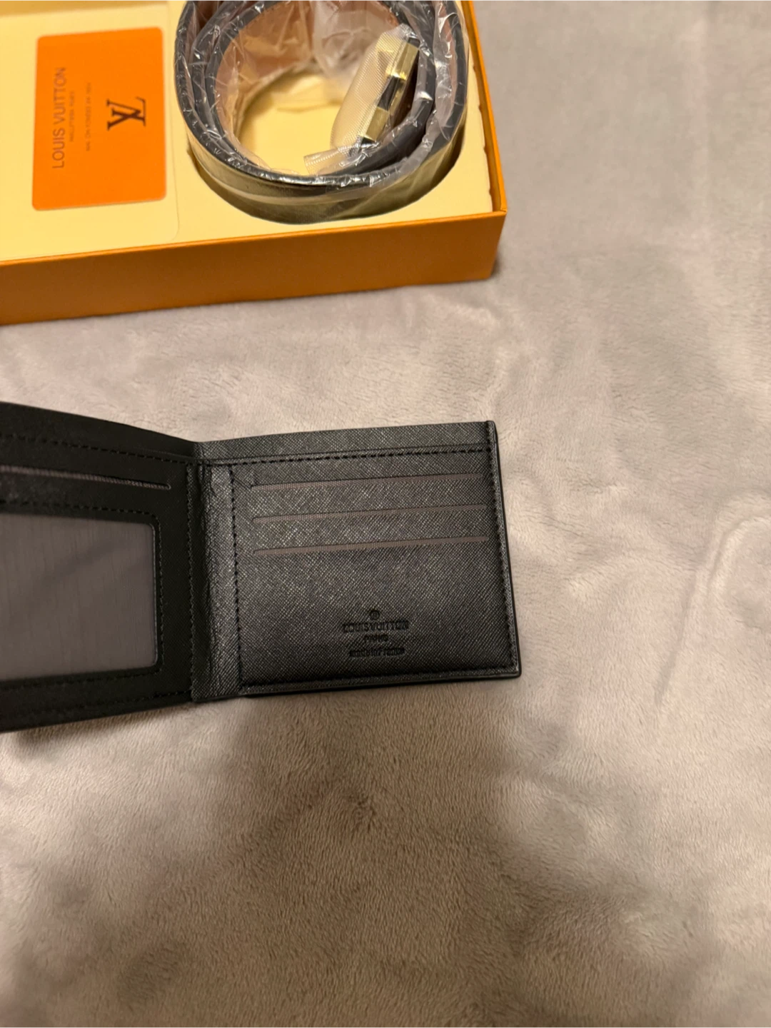 Louis Vuitton Wallet and Belt Set - photo 5