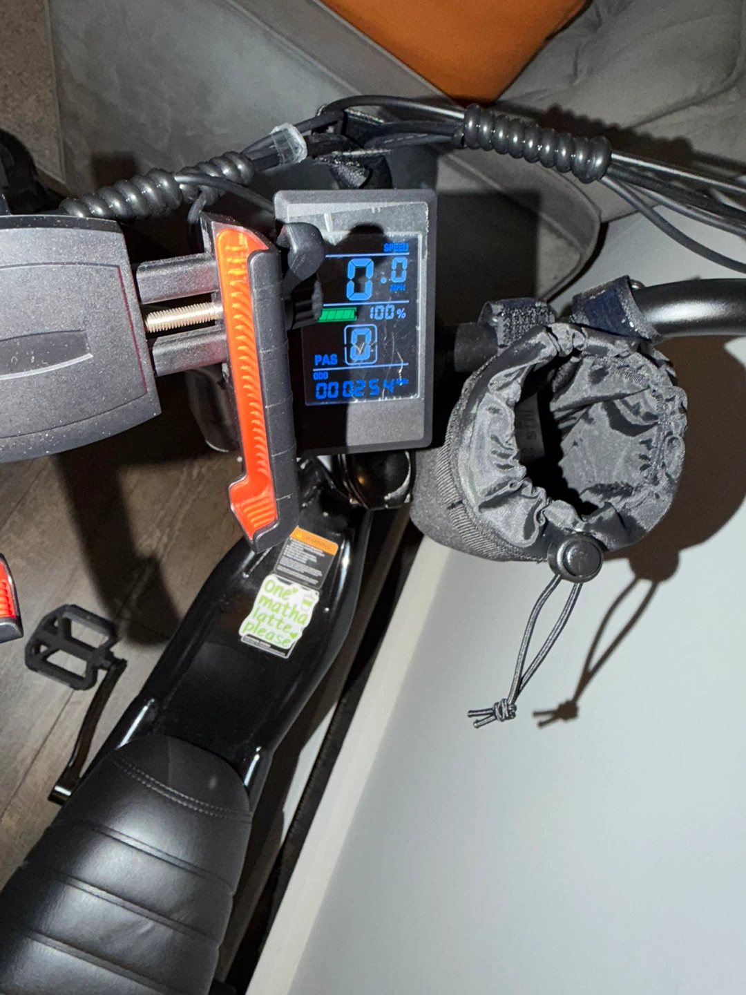 Black E-bike - photo 2