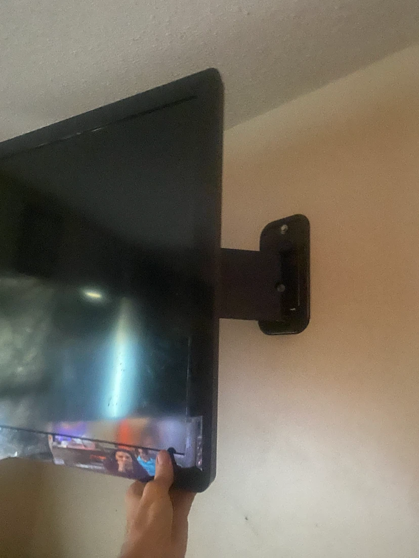 Philips TV with Wall Mount - photo 3