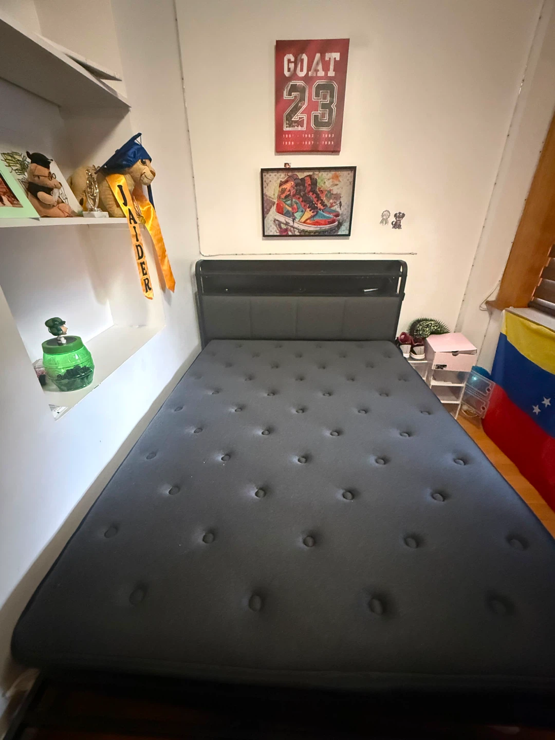 Vendo mi cama doble en muy bien estado casi nueva