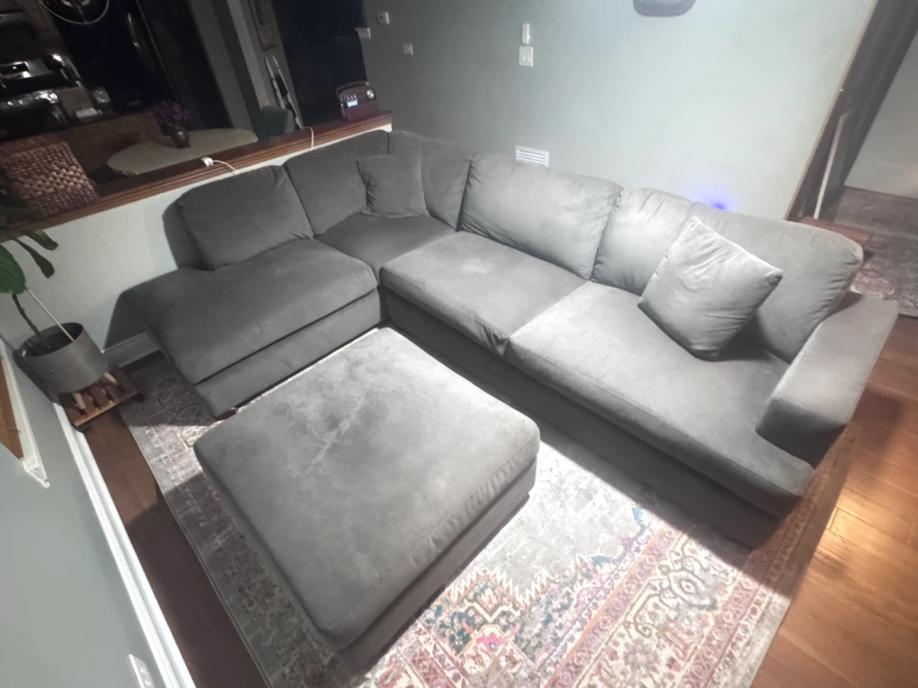 Large Grey sectional with ottoman - photo 3