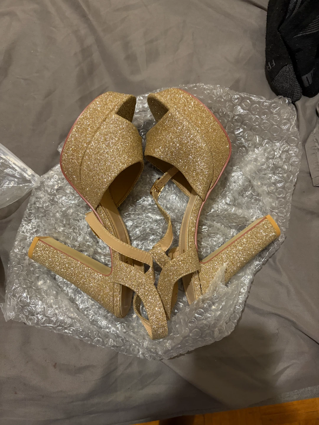 Gold Glitter Heels - EUR 41