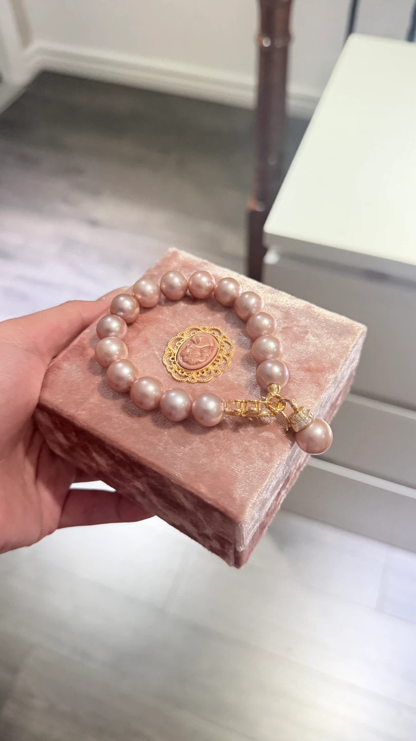 Natural Freshwater Pearl Bracelet