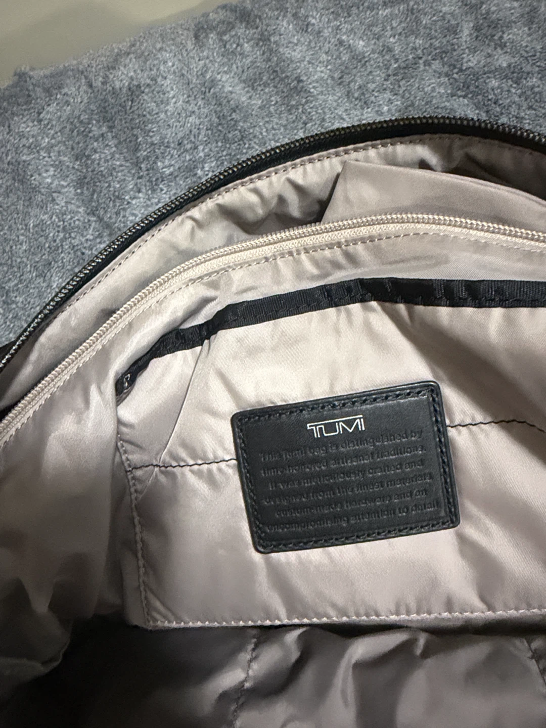 Tumi Black Nylon Travel Bag - photo 4